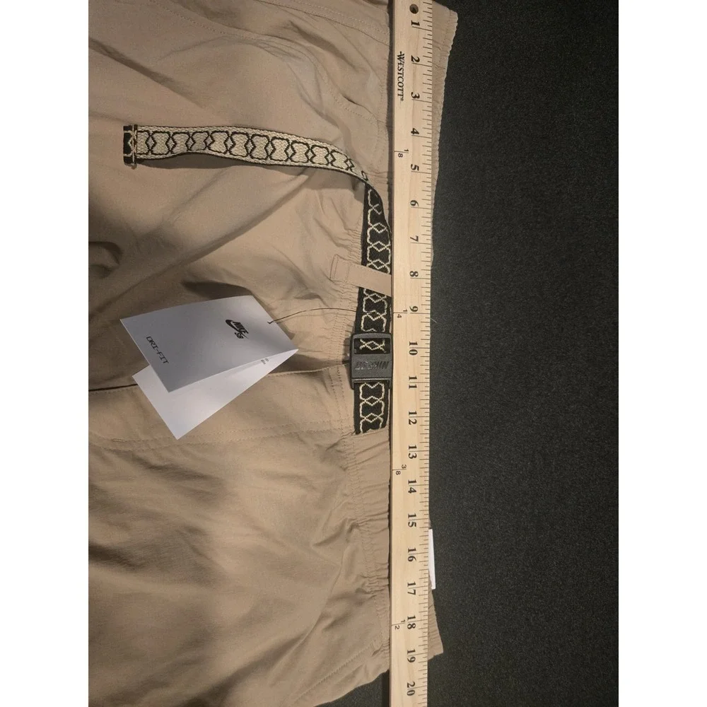 Nike SB Kearny Dri-FIT Cargo Pants XL Beige Loose Fit FV7347-297 NWT